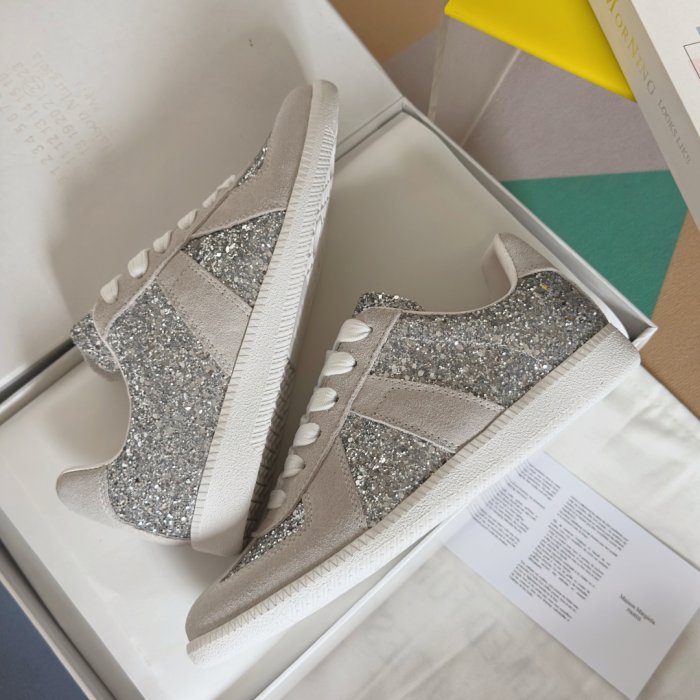 Кросівки фото 6