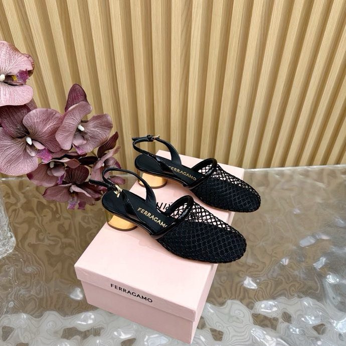 Босоніжки фото 4