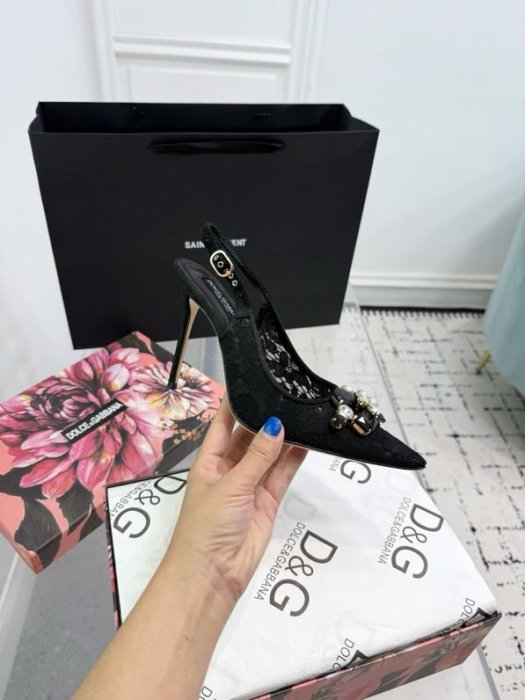 Sandals on high heel фото 8