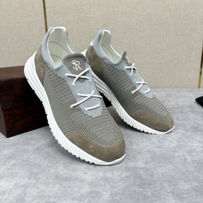 Кросівки фото 2