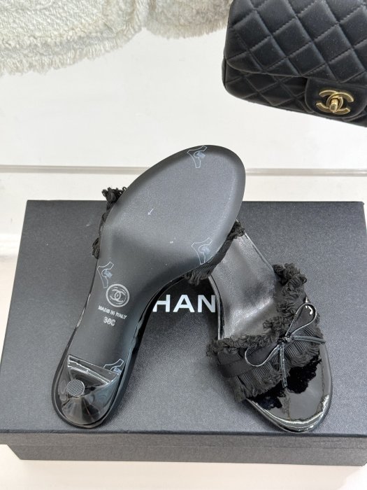 Босоножки фото 9