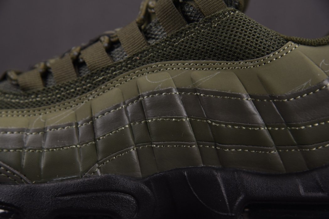 Кросівки Air Max 95 Cargo Khaki Reflective фото 12