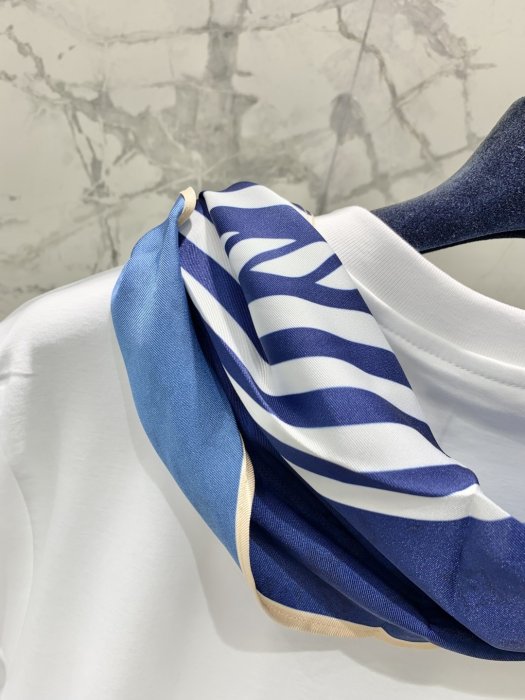 Футболка женская фото 7