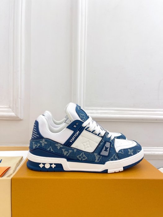 Sneakers фото 2