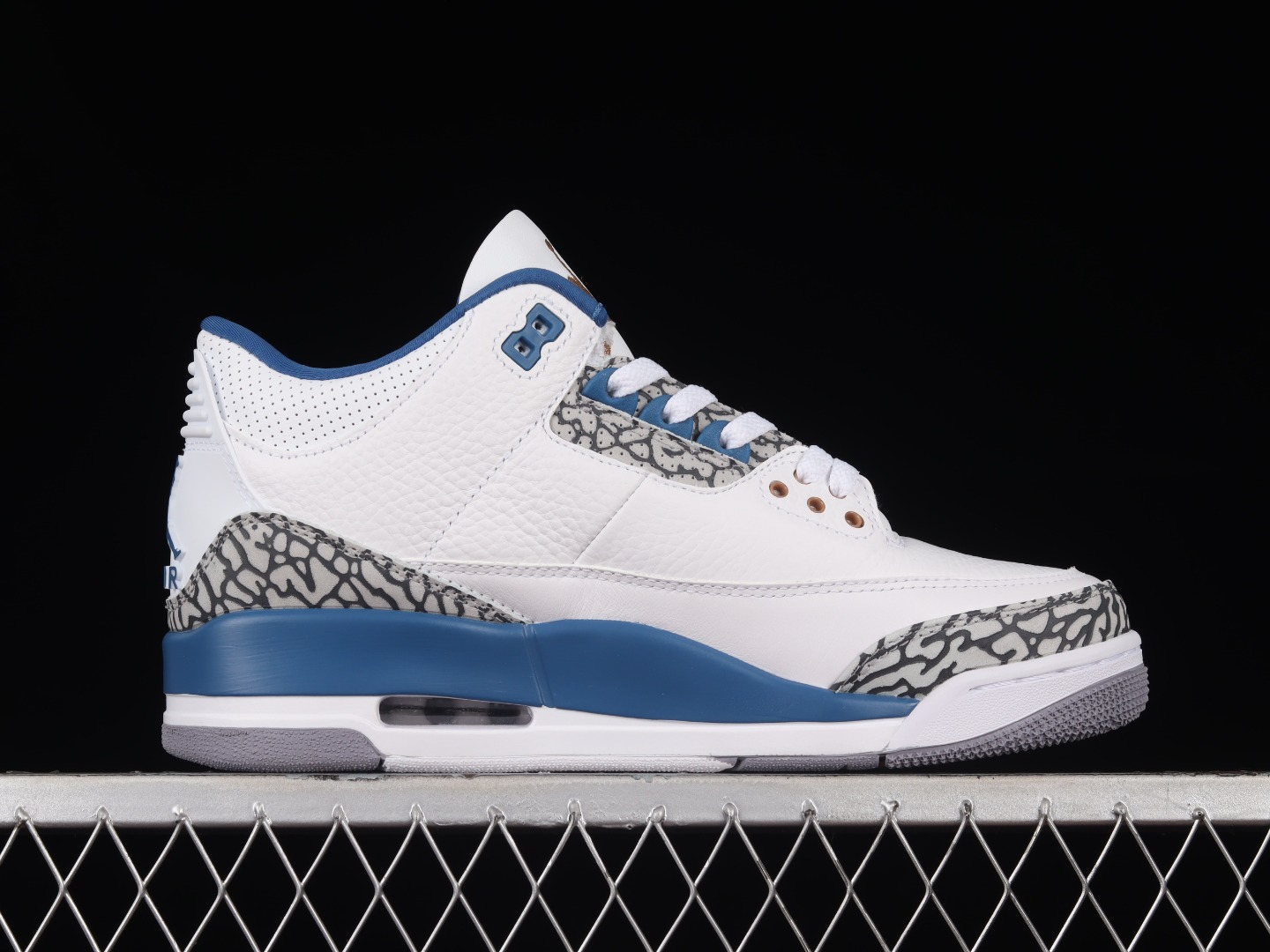 Кросівки Air Jordan Retro AJ3 CT8532-148 фото 2