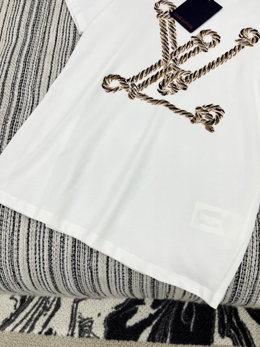 Футболка женская фото 5