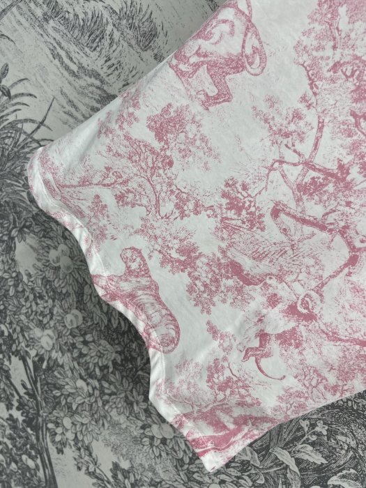 T-shirt women's фото 4