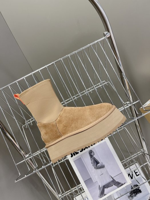 Ugg boots women's