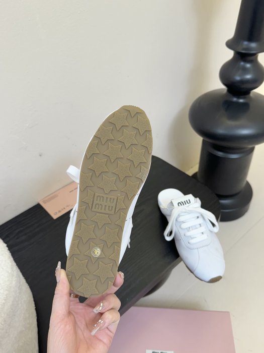 Кроссовки фото 6