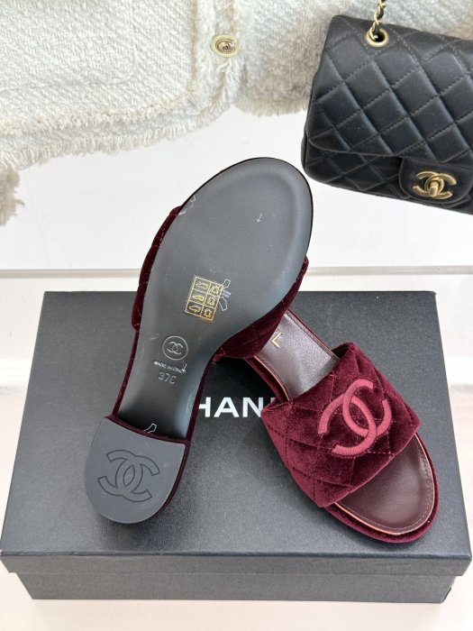 Босоножки фото 9