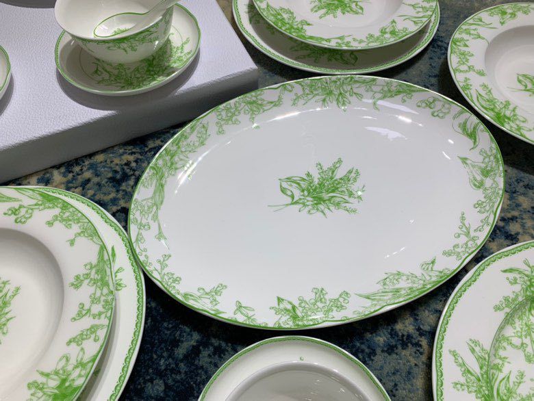 Set crockery of bone porcelain on 8 people (41 subject) Lily of the valley Series фото 8