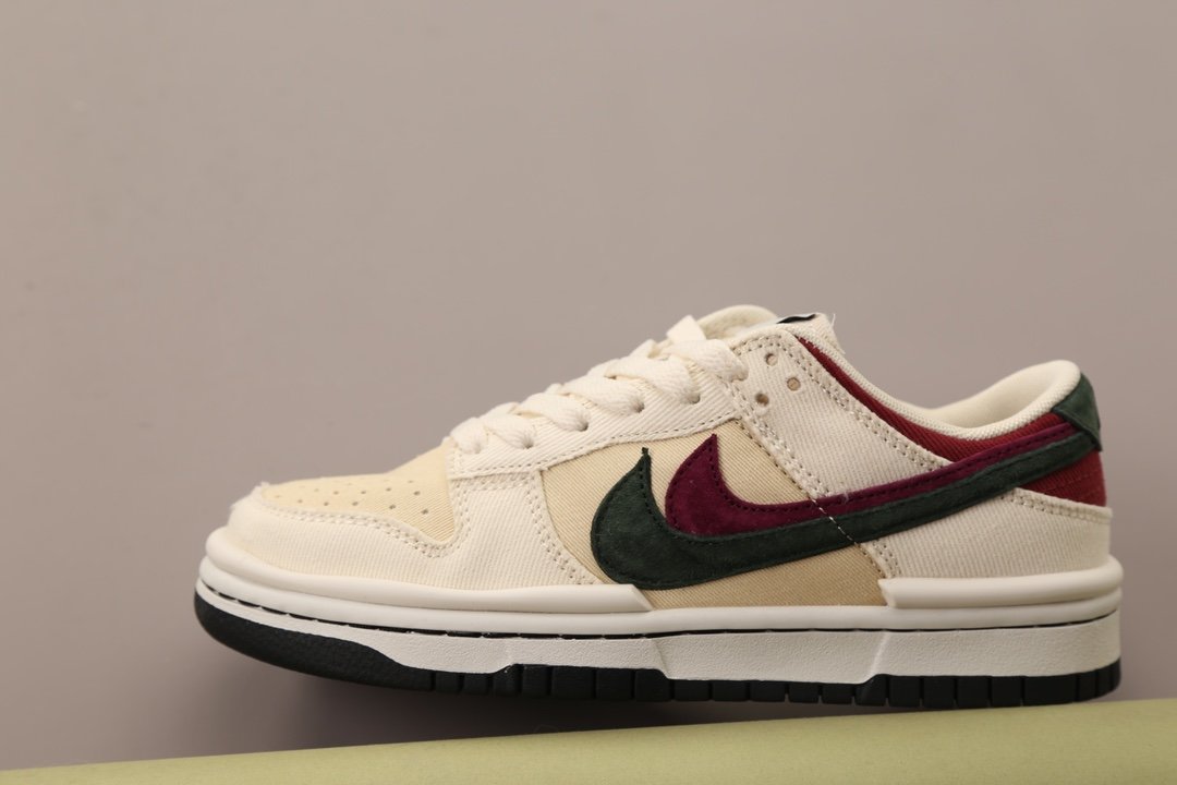 Кроссовки Dunk Low SE фото 3