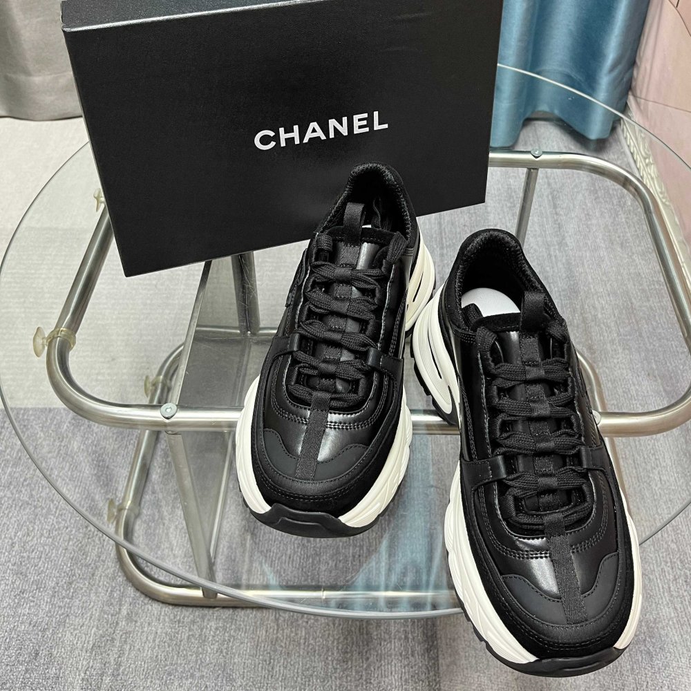 Кроссовки женские фото 7