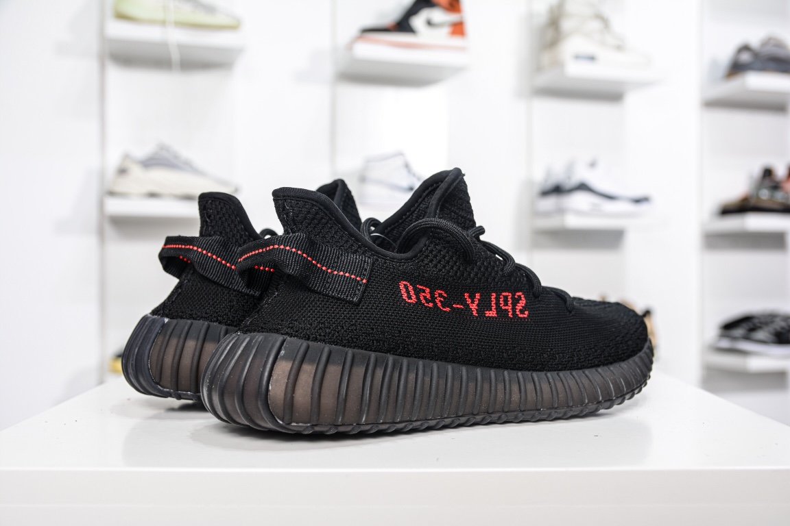 Кроссовки Yeezy Boost 350 V2 фото 6