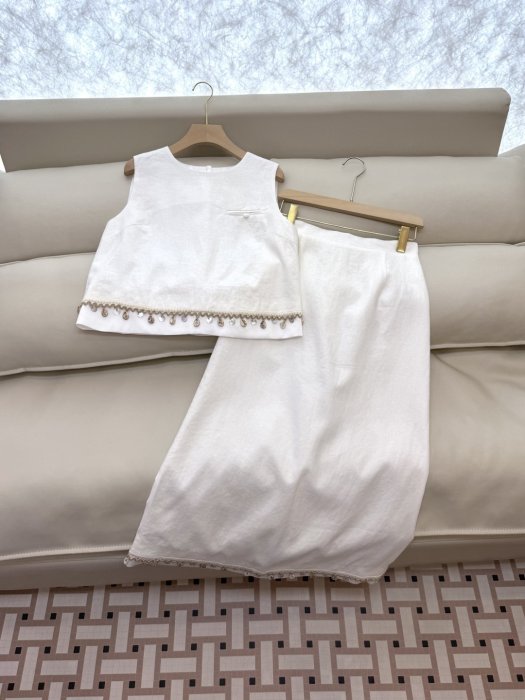 Костюм женский фото 3