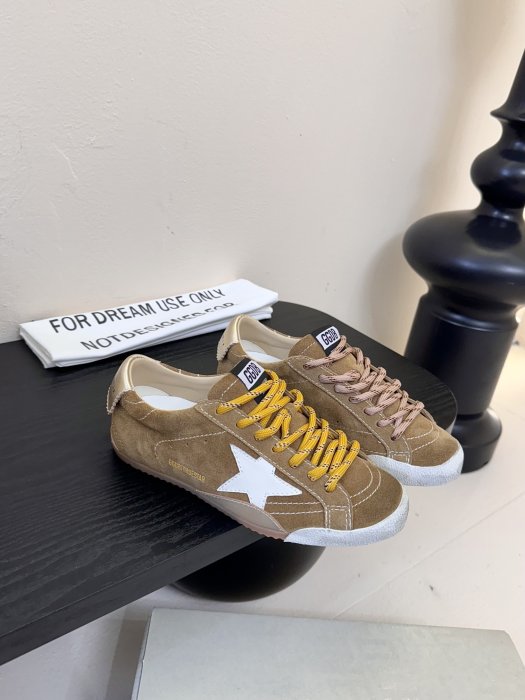 Кроссовки Golden Goose фото 2