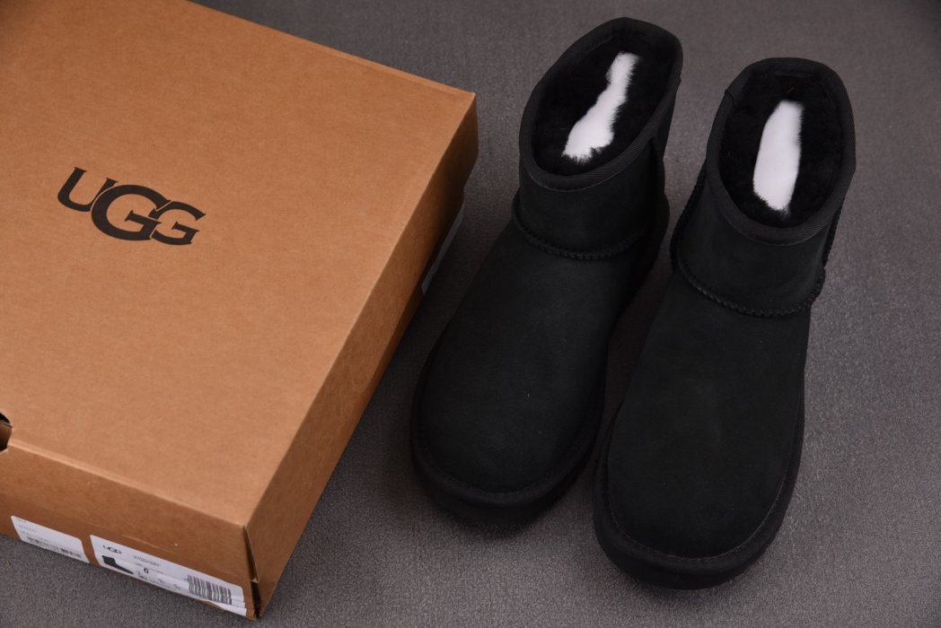 Ugg boots Classic Mini II Black фото 7