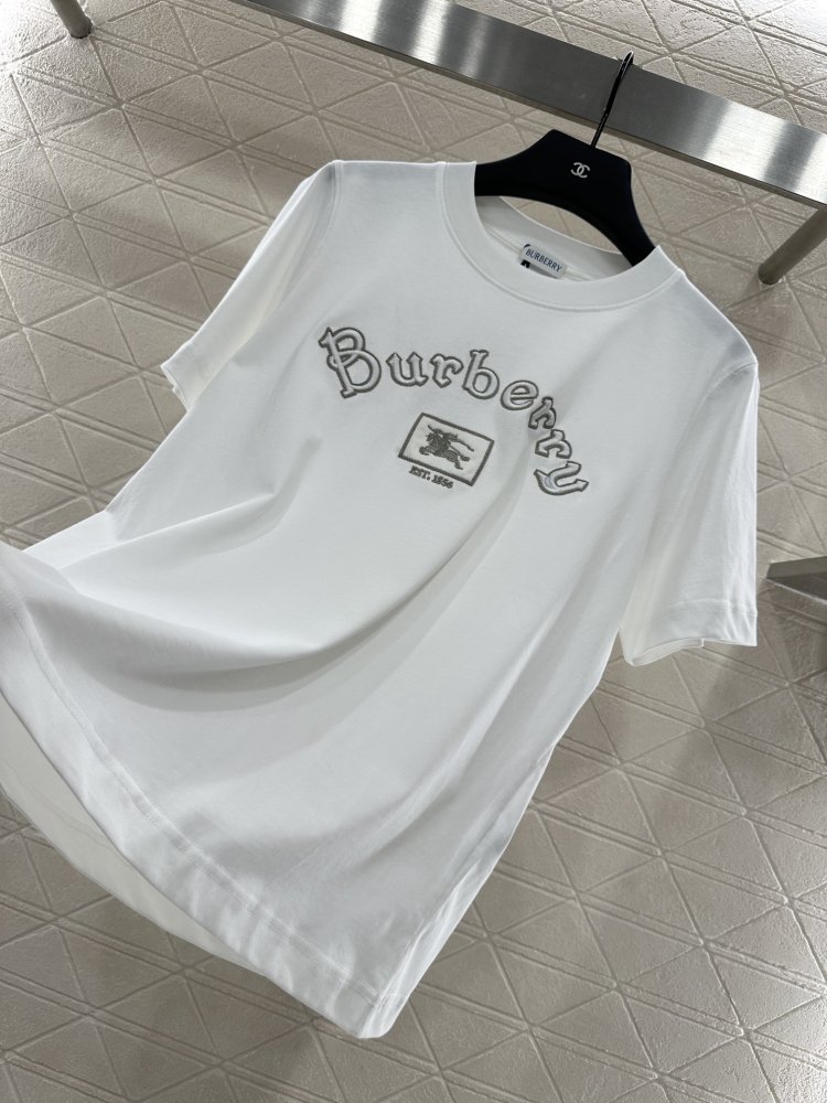 T-shirt women's фото 6