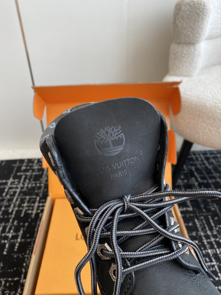 Ботинки женские Louis Vuitton x Timberland фото 7