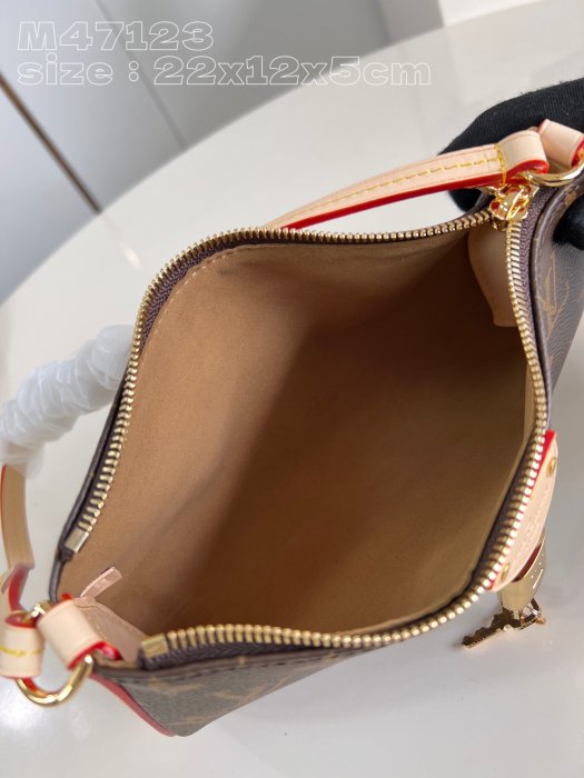 A bag women's Pochette Tirette фото 9