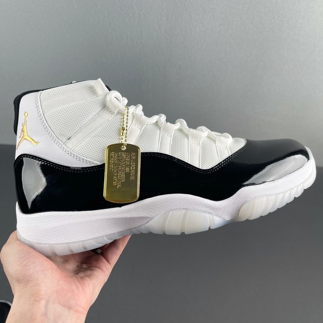 Кроссовки Air Jordan 11 CT8012-170 фото 4