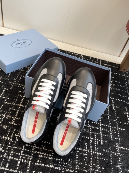 Кроссовки фото 4