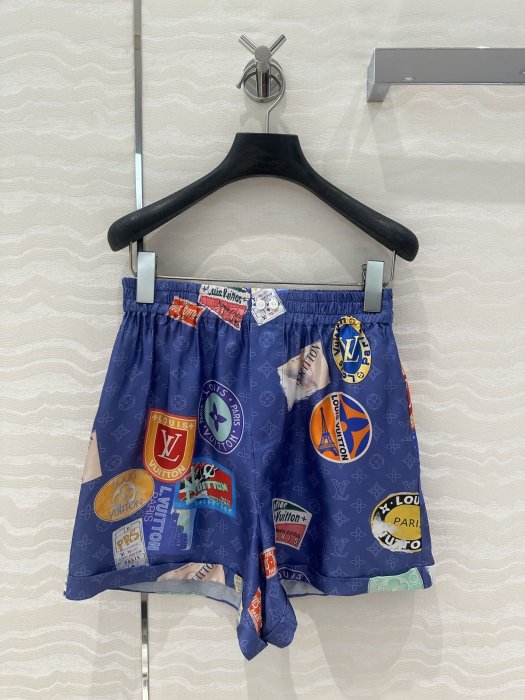 Шорти жіночі