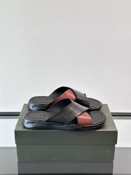 Шлепанцы мужские