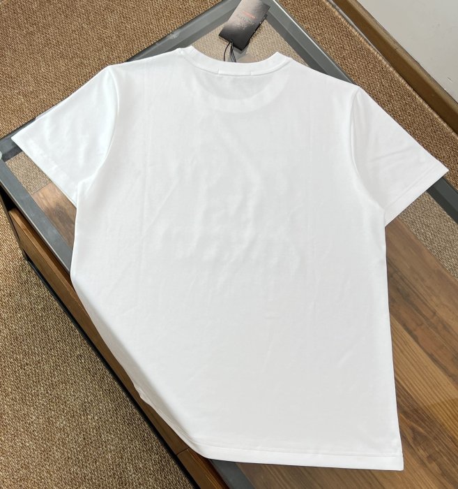 T-shirt men's фото 2