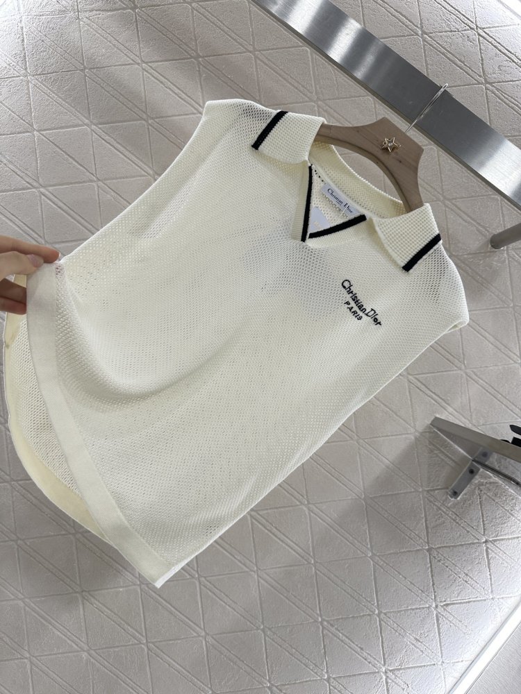 Футболка жіноча фото 6