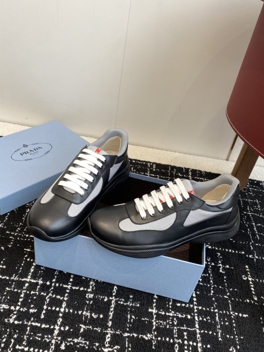 Кроссовки фото 3