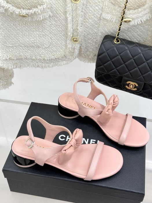 Босоножки фото 3