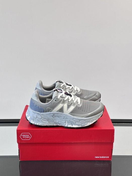 Sneakers New Balance More Trail V3