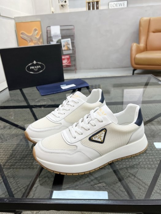 Кроссовки мужские