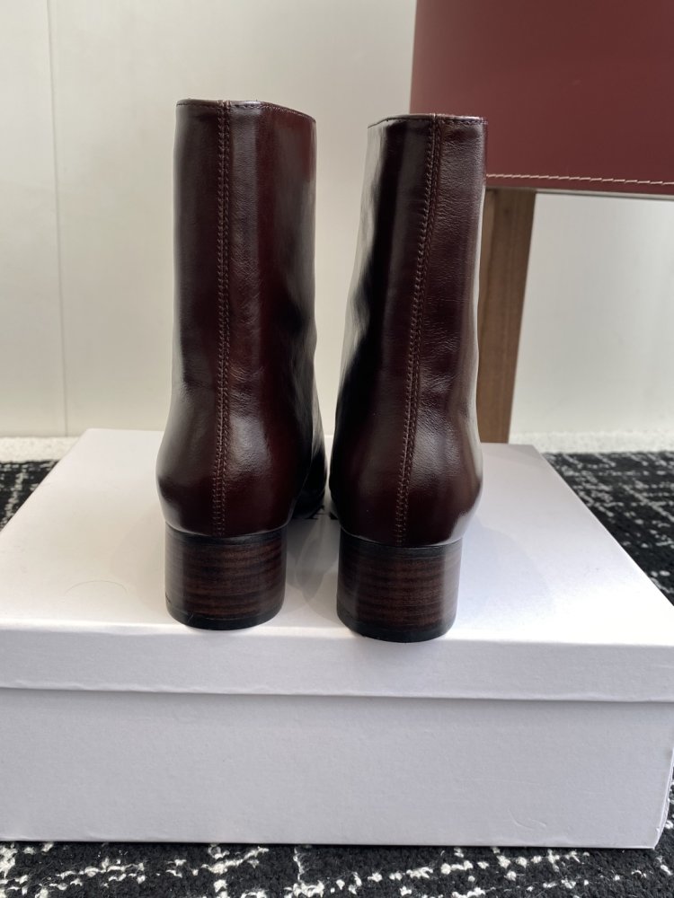 Boots women's фото 8