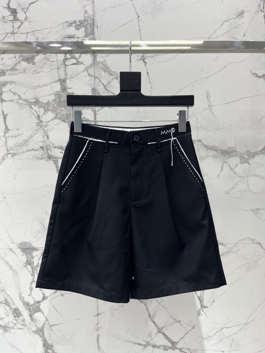 Шорти жіночі