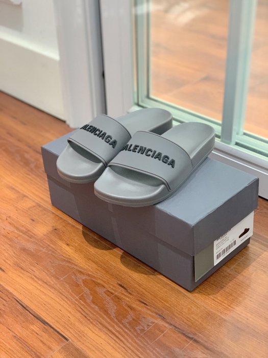 Шлепанцы фото 5