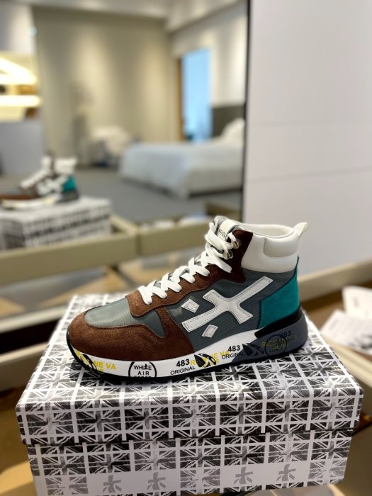 Sneakers Premiata Lander Trainers