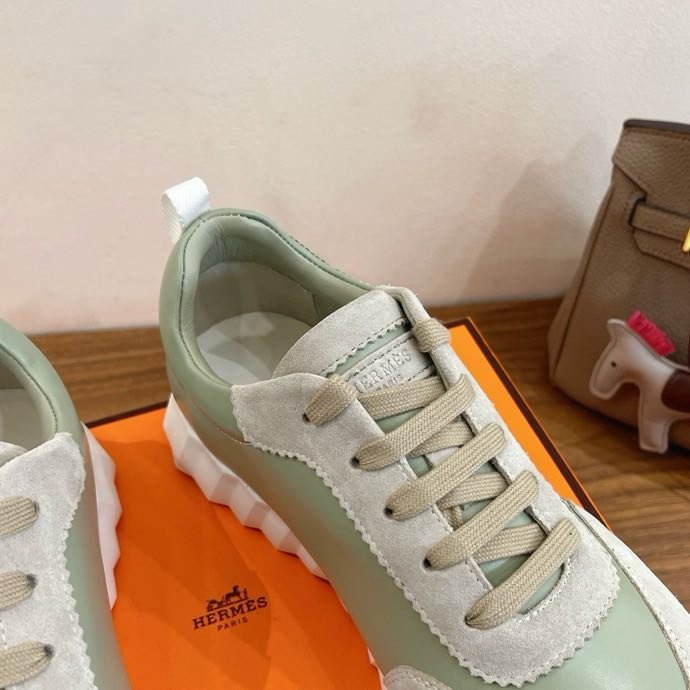 Кроссовки фото 5