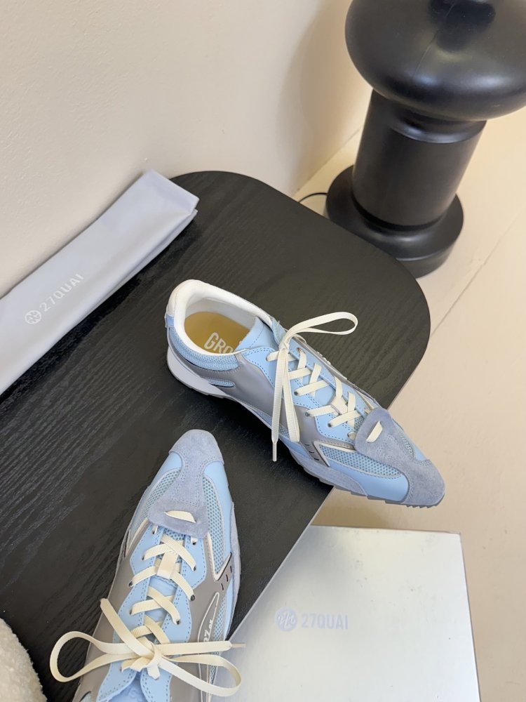 Кросівки жіночі фото 4