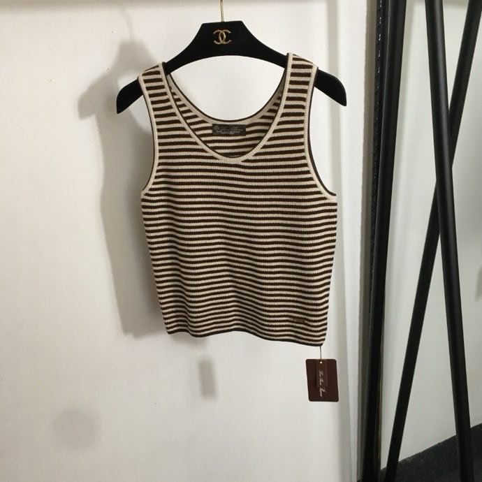 Костюм женский фото 9