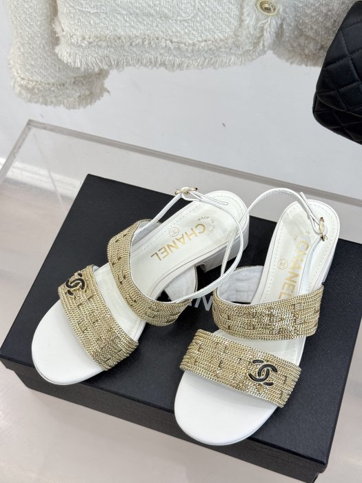 Босоножки фото 2