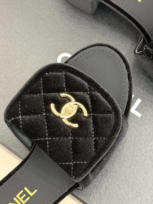 Босоножки фото 7