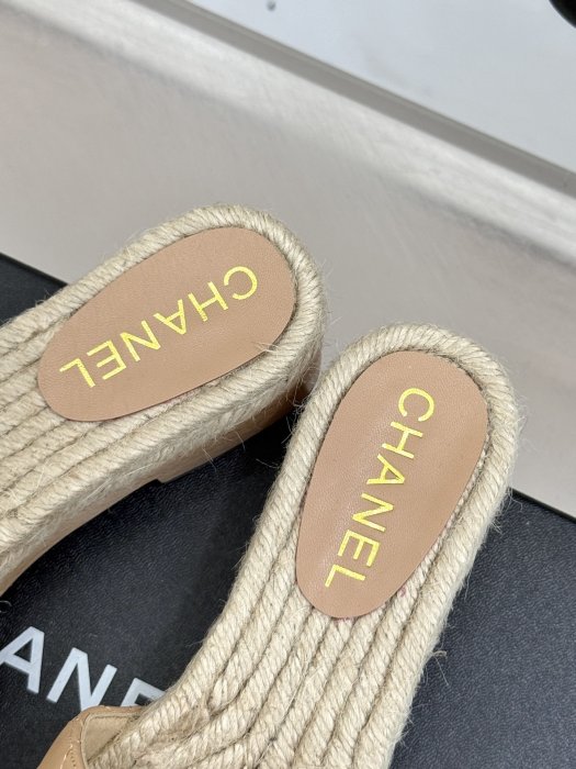 Босоножки фото 8