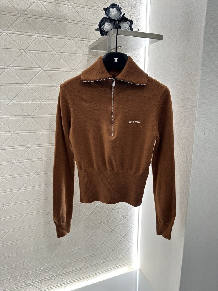 Кофта женская