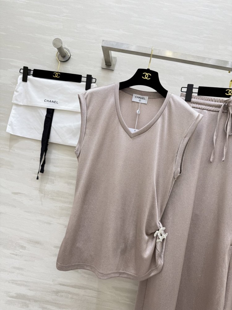 Костюм жіночий фото 2