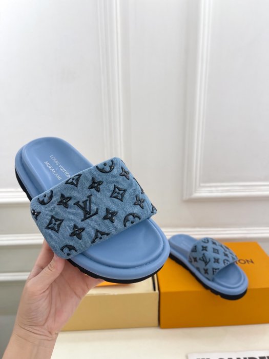 Шлепанцы женские фото 5