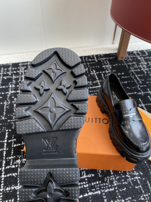 Туфли женские фото 9