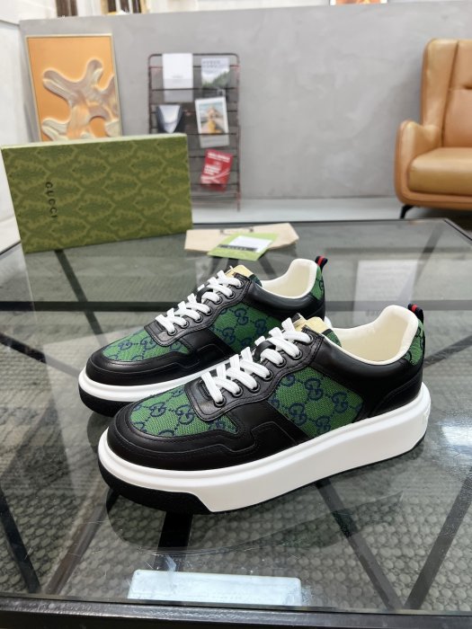 Кроссовки мужские