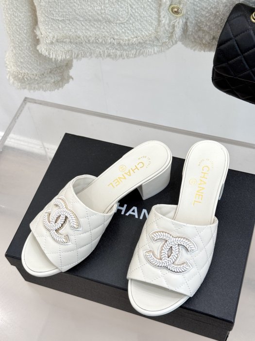 Босоножки фото 2